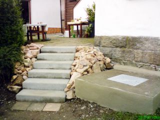 Abbruch und Neubau einer Treppenanlage - Vorher / Nachher